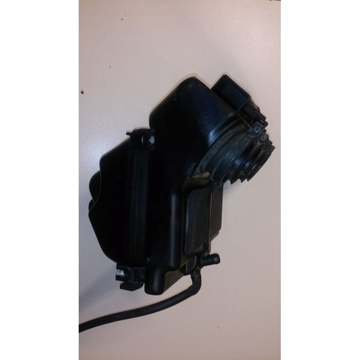 Suzuki RF900 Luchtfilterhuis / Airbox
Suzuki RF900 Luchtfilterhuis / Airbox